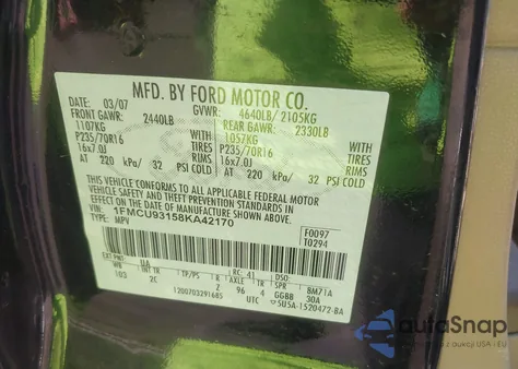 2008 Ford Escape Xlt from USA, damaged, VIN 1FMCU93158KA42170
